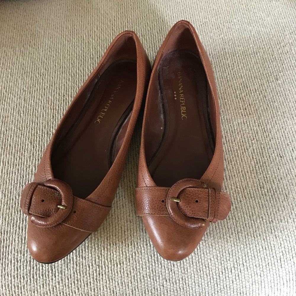 Banana Republic leather loafers